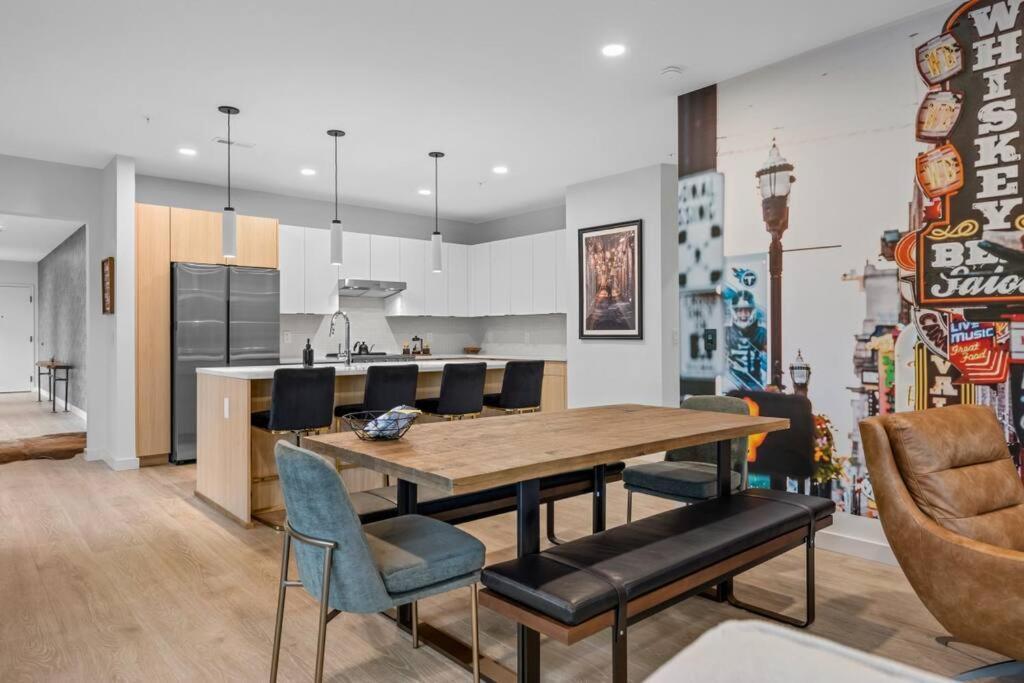 Ferienwohnung Skyline View, Pool, Gym, Balcony'S, Walk To Bway! Nashville Exterior foto