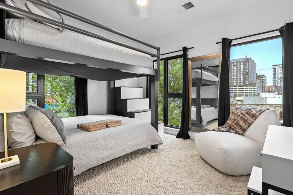 Ferienwohnung Skyline View, Pool, Gym, Balcony'S, Walk To Bway! Nashville Exterior foto